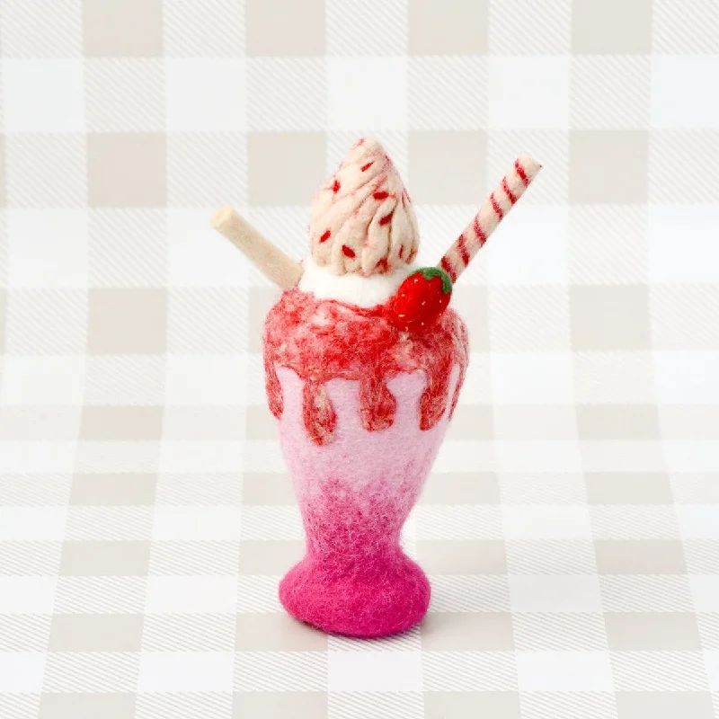 - ​​Christmas pet Christmas clothingFelt Food Strawberry Milk Shake