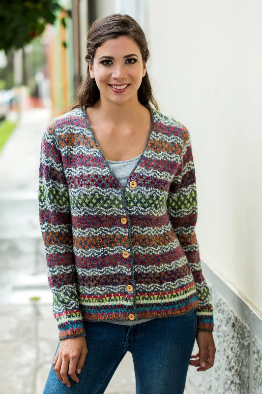 - Foldable and portable cat bagRainbow Mist V-neck Alpaca Cardigan with Cedar Buttons - Foldable and portable cat bagRainbow Mist V-neck Alpaca Cardigan with Cedar Buttons