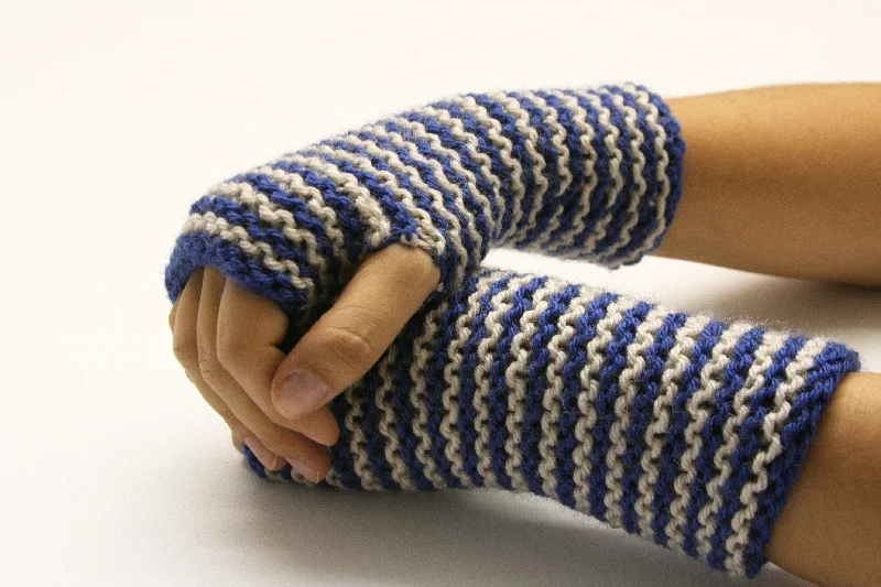  -Anti-scratch sofa protective coverStriped Sleeves (Knit)