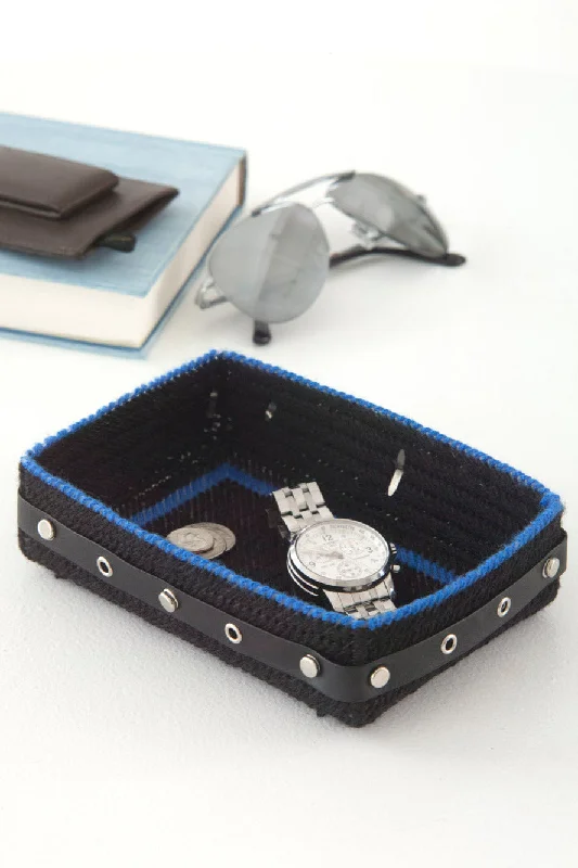 - Postoperative pet anti-licking Elizabethan collarFather's Day Catchall (Crafts)