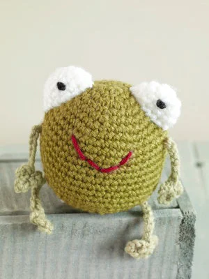 ---Amigurumi Frog Pattern (Crochet) - Version 2