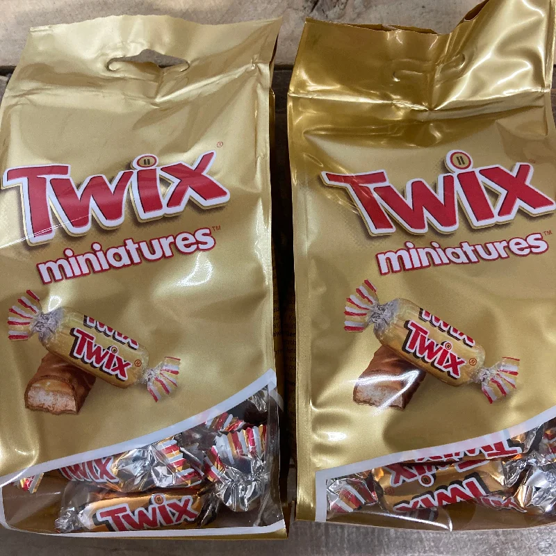 - Pet stroller can be taken on the plane2x Twix Miniatures Family Share Bags (2x220g) - Pet stroller can be taken on the plane2x Twix Miniatures Family Share Bags (2x220g)