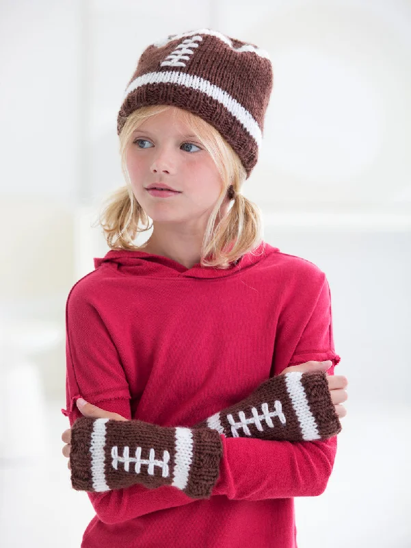 - Dog anti-slip matChild's Football Hat And Wristlets (Knit)