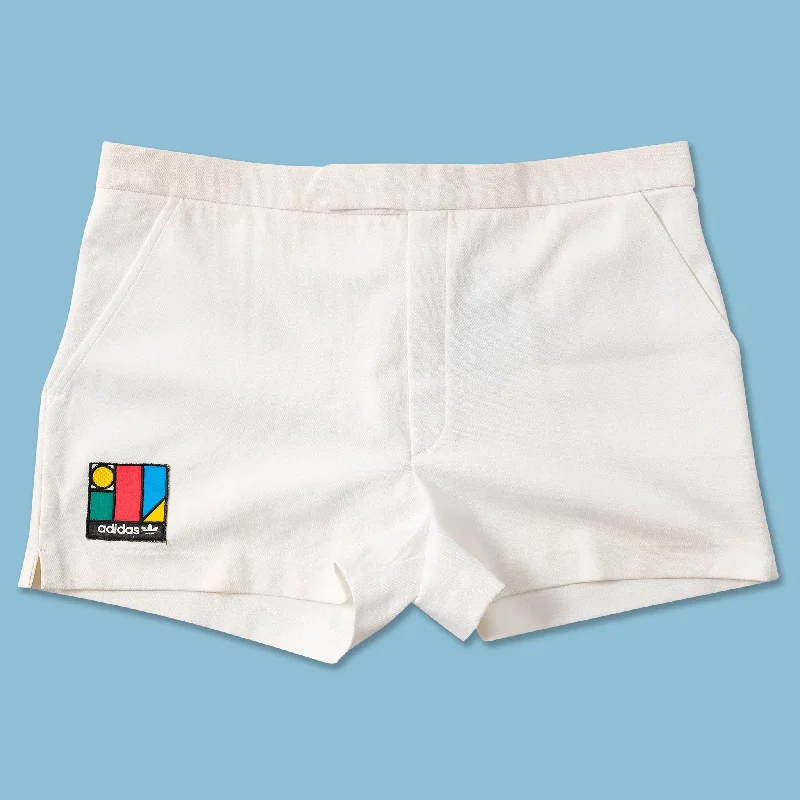 ---Vintage adidas Tennis Shorts Large