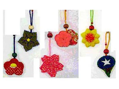 - Air box TSA certified check-inChirimen Season Flowers Key Chain