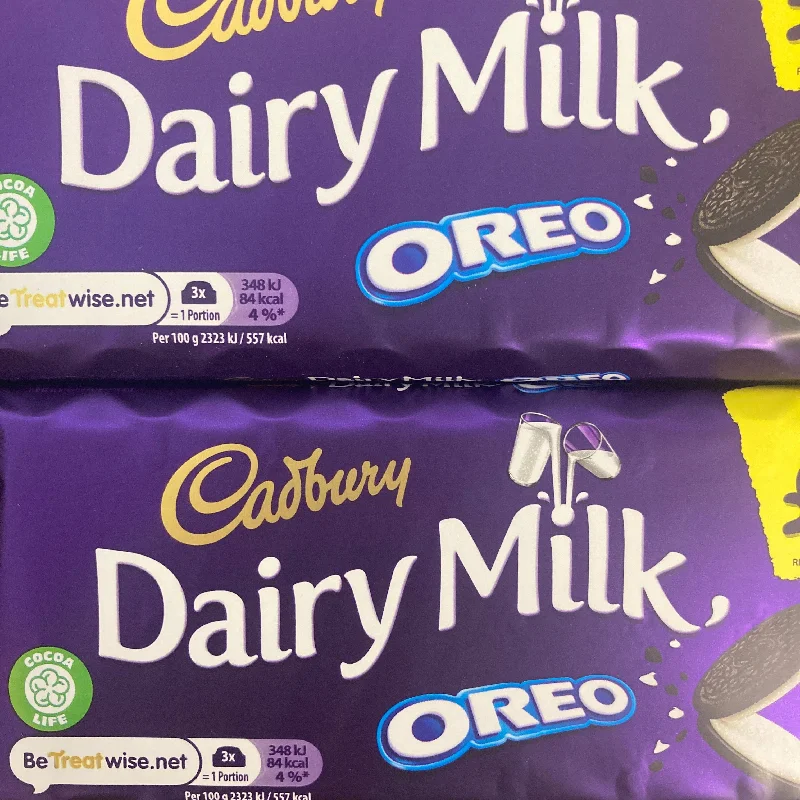 - Cat stress soothing spray3x Cadbury Dairy Milk Oreo Chocolate Bars (3x120g)