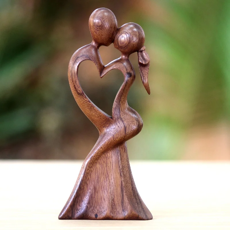 - Climbing pet constant temperature heating padLove's Kiss Romantic Wood Sculpture from Indonesia - Climbing pet constant temperature heating padLove's Kiss Romantic Wood Sculpture from Indonesia
