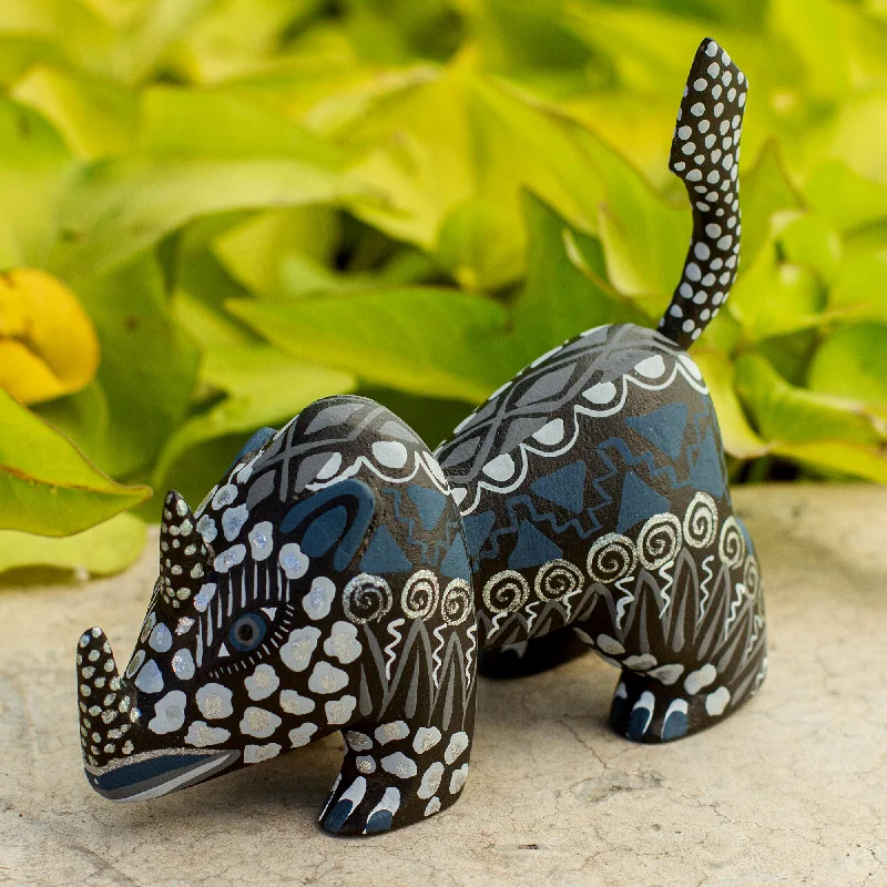 -Anti-slip claw protection raincoat FOR dogsGrey Rhino Copal Wood Alebrije Rhino Figurine in Grey from Mexico -Anti-slip claw protection raincoat FOR dogsGrey Rhino Copal Wood Alebrije Rhino Figurine in Grey from Mexico