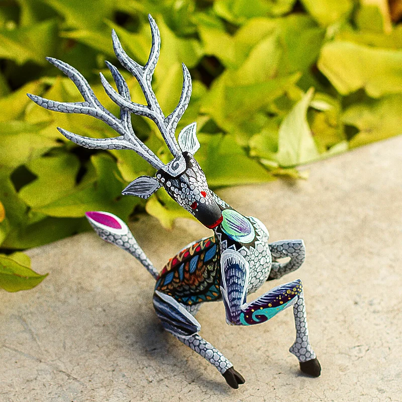 - Pet stroller can be taken on the planeGrey Deer Handcrafted Alebrije Deer Sculpture in Grey from Mexico - Pet stroller can be taken on the planeGrey Deer Handcrafted Alebrije Deer Sculpture in Grey from Mexico